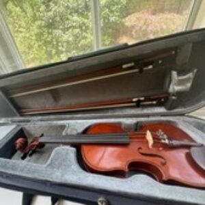 1/4 Violin Yamaha V5, Includes 2 Bows And Case